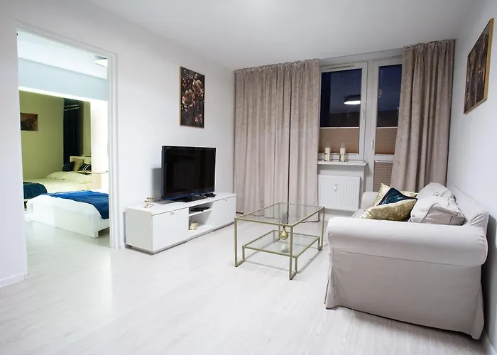 Golden Peacock - Grazynskiego 7 Katovice